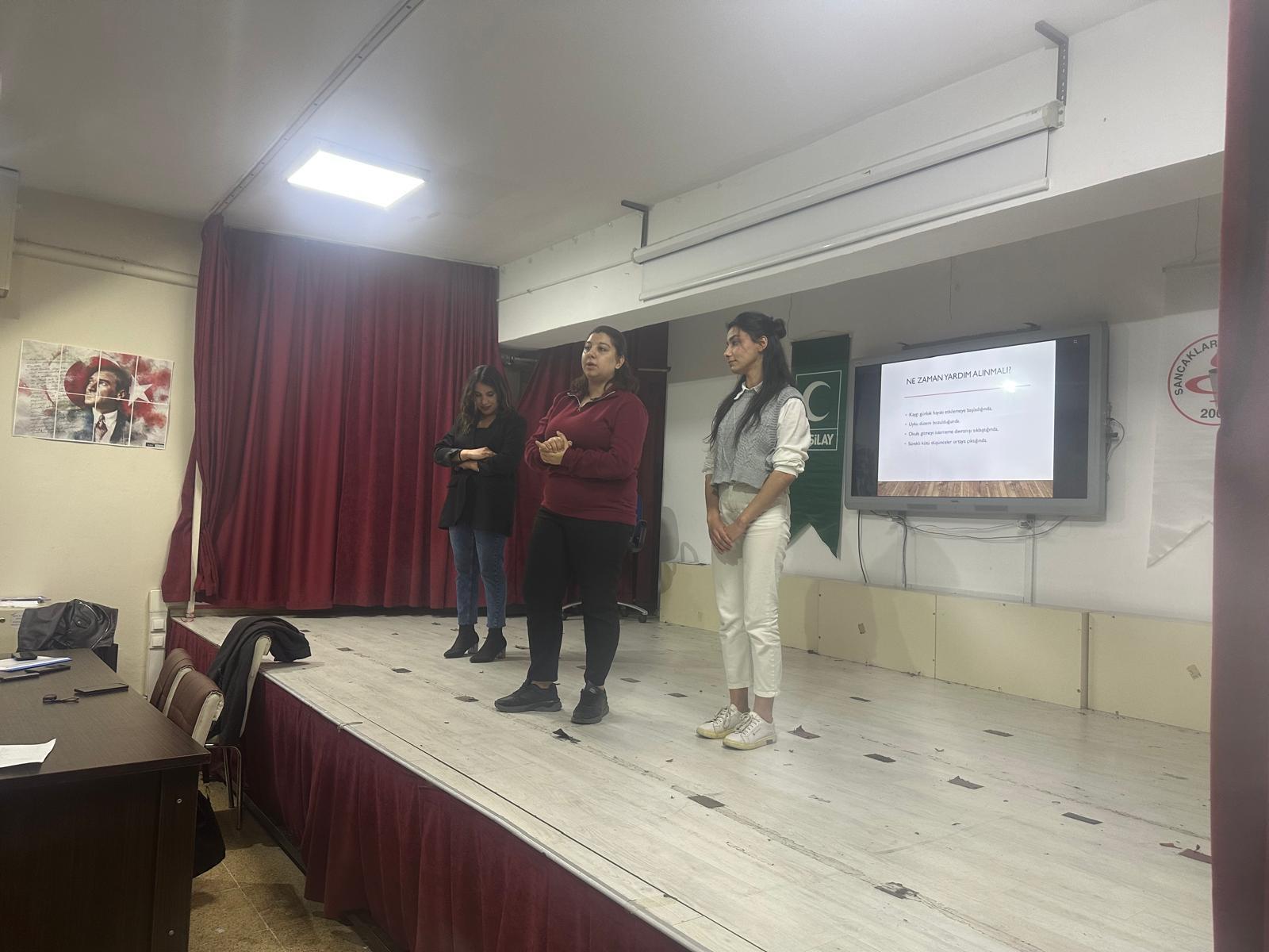 Kariyer Yolunda Kaygı Yönetimi ve Akran Deneyimleri Konferansı Gerçekleştirildi